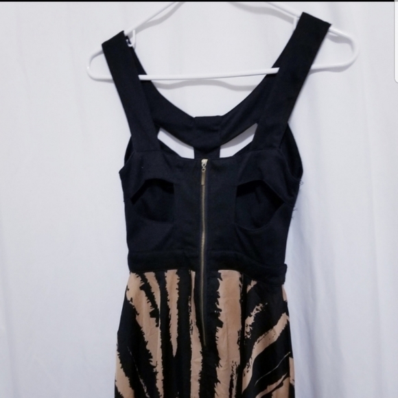 Caged High Low Dress - Picture 3 of 4